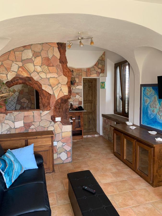 Casa Balilla 2 Daire La Maddalena  Dış mekan fotoğraf